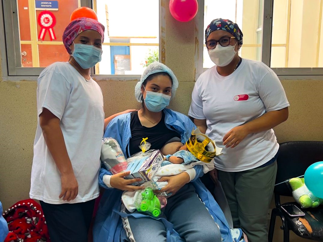 Hospital Sergio E. Bernales refuerza la importancia de la lactancia materna con el concurso ‘Bebé Mamoncito’