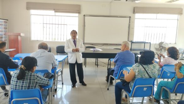 El Director General del Hospital Nacional Sergio E. Bernales, Dr. Cesar Augusto Baltazar Mateo, se reúne con Sindicatos y Trabajadores para Abordar Temas Cruciales
