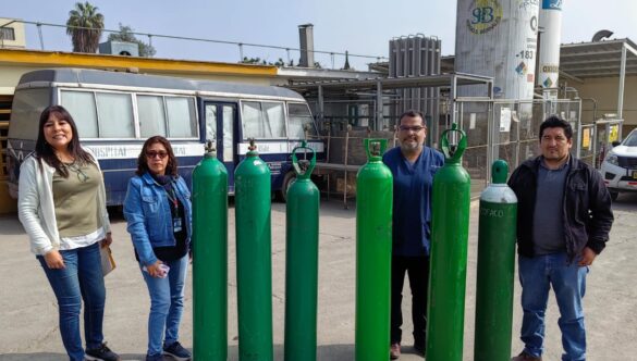 Hospital Nacional Sergio E. Bernales recibe donación de seis balones de oxígeno por parte de la empresa textil COFACO Industries
